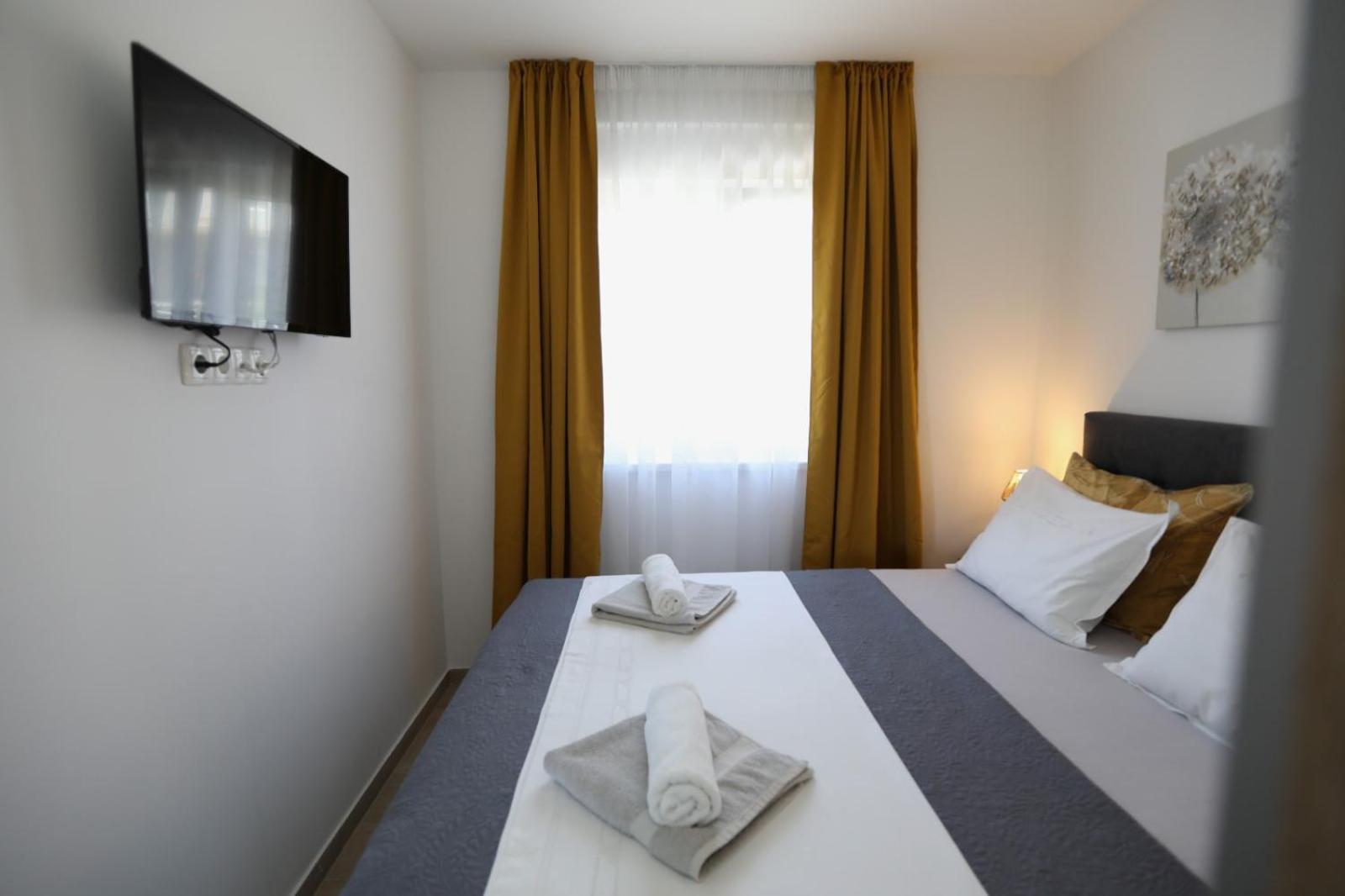 Rosa Mystica Apartment Trogir Exterior foto